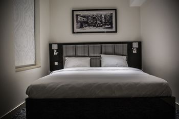Naylover Hotel Suites