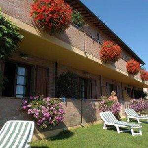 Hotel Casa Lari cazare San Gimignano