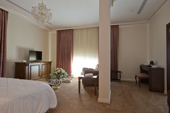 Amman International