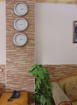 Al-Nujoom Hotel Suites
