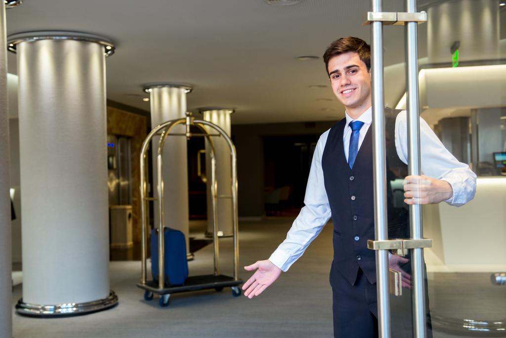 Hotel Windsor Hotel And Tower