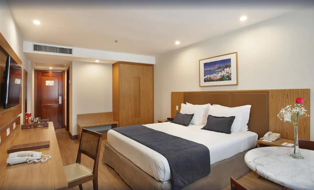 Windsor Excelsior