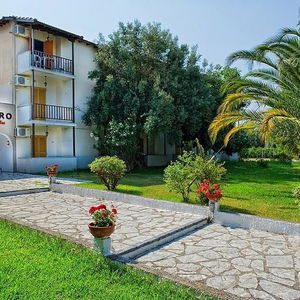 Hotel Thalero Holidays Center cazare Kariotai