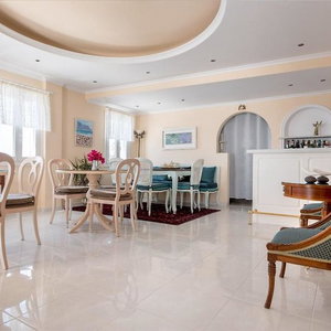 Sejur Villa Renos Hotel vacanta Fira