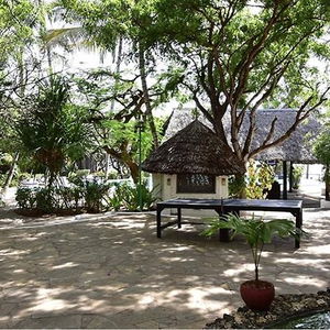 Hotel Baobab Sea Lodge cazare Kilifi