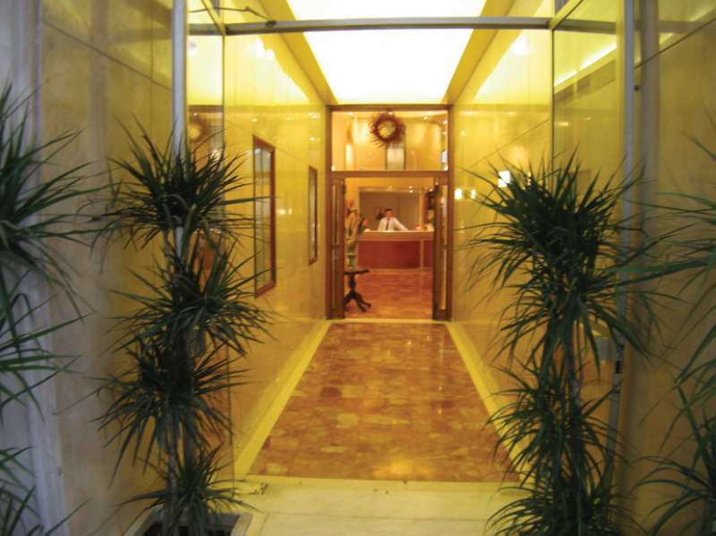 Marina Hotel Athens