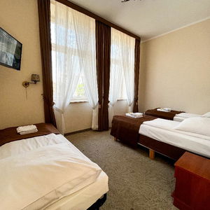 Hotel Globus Aparthotel cazare Cracovia