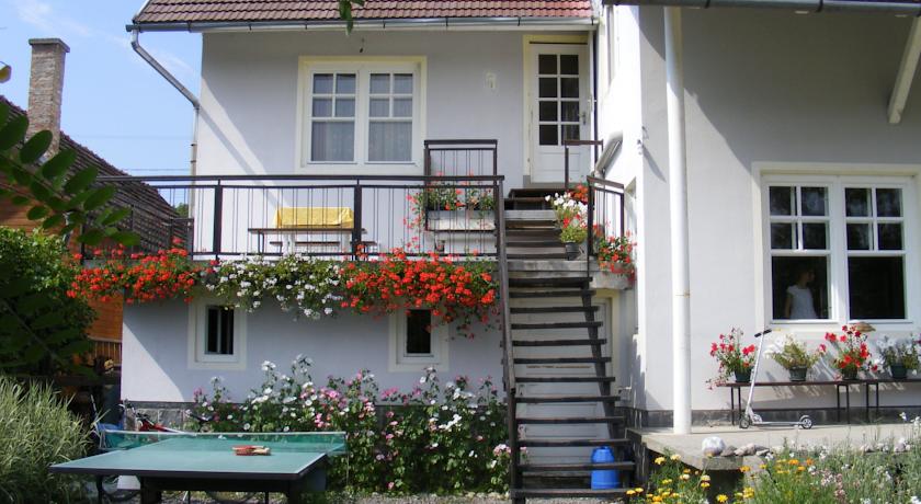 Hotel Pensiunea Sovirag