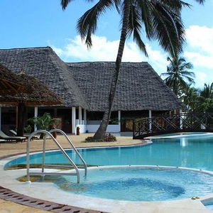 Sejur Jaz Adonia vacanta Uroa