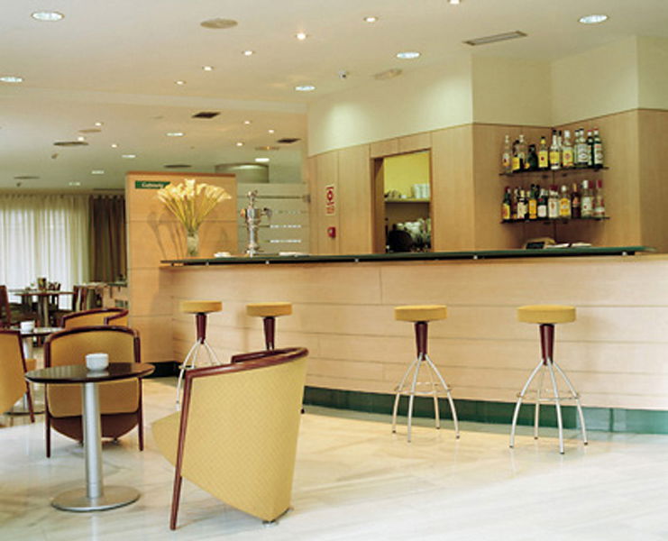 Hotel Nh Madrid Barajas Airport