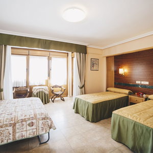 Hotel Hostal Los Gavilanes 2 cazare Toledo