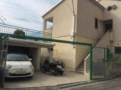 Hotel Apartments Ana+3