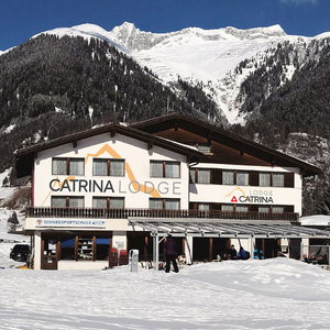 Hotel Catrina Lodge cazare Disentis
