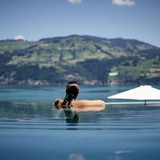 Hotel Belvédère Strandhotel & Restaurant cazare Spiez