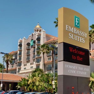 Hotel Embassy Suites By Hilton Los Angeles Downey cazare Downey