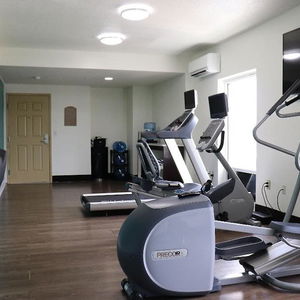 Hotel Holiday Inn Express & Suites Clearwater/Us 19 N cazare Eau Claire