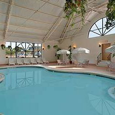 Hotel Wyndham Garden At Niagara Falls cazare Niagara Falls
