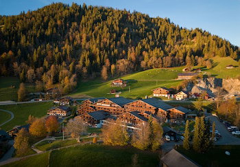 Hotel Huus Hotel Gstaad