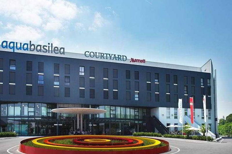 Hotel Courtyard Basel