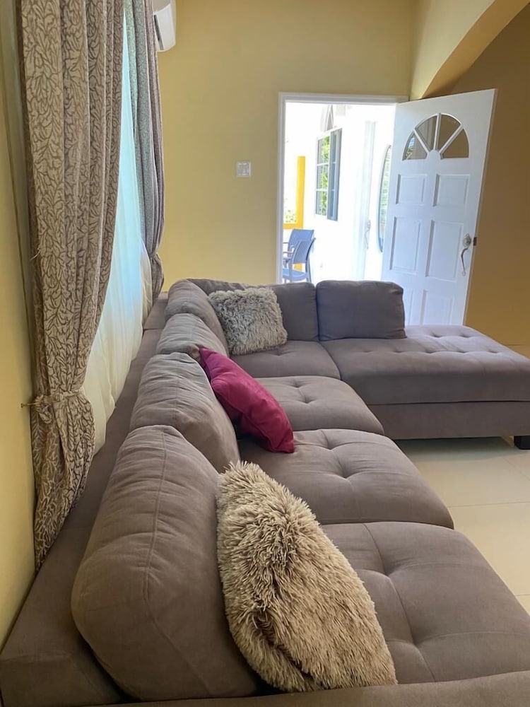 Runtings Hideaway Stay Nomprel Road Negril