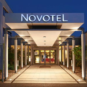 Hotel Novotel Poznan Malta cazare Poznan