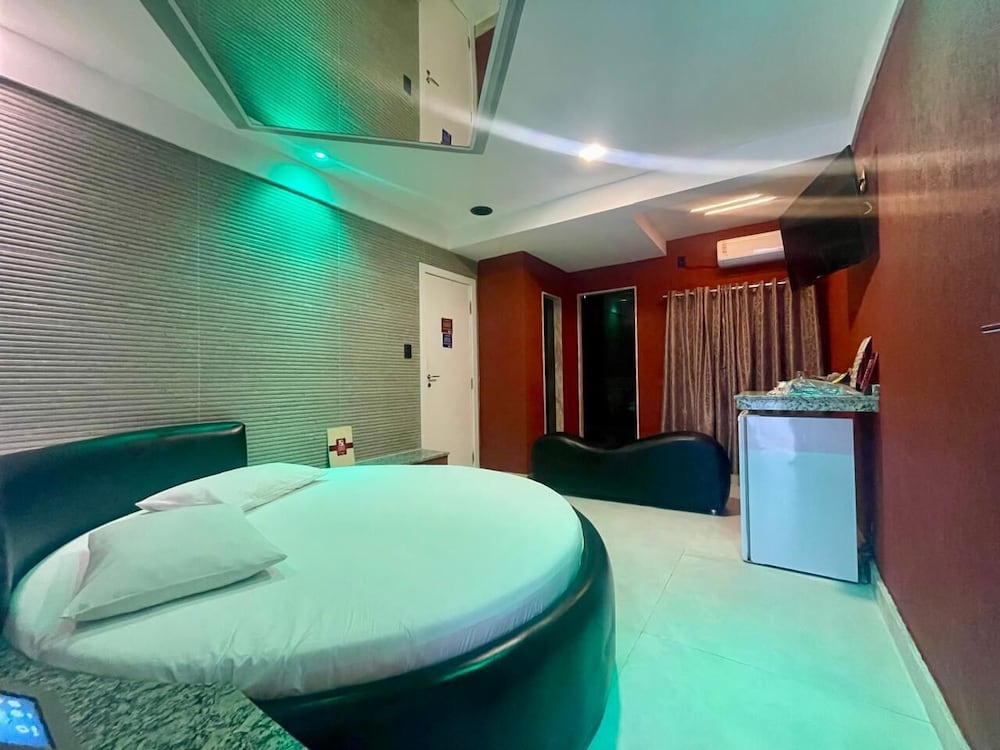 Bora Bora Motel