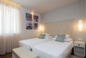Hotel Balatura The Fine Bed & Breakfast cazare Split