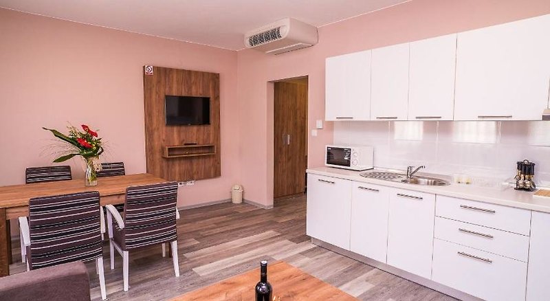 Hotel Vila Angy