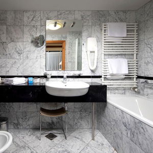 Hotel Grand Bonavia cazare Rijeka