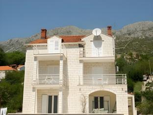 Hotel Apartments Pralas