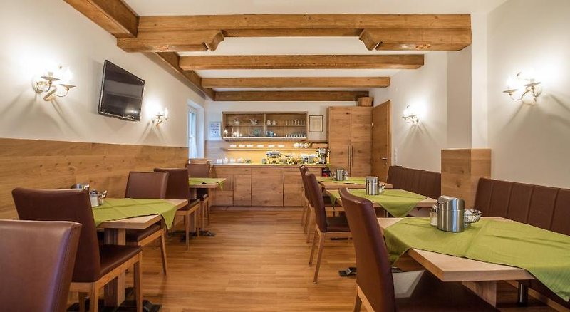 Hotel Haus Alpenland