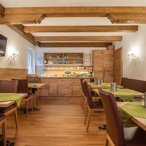 Hotel Haus Alpenland cazare Wagrain