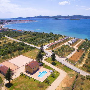 Hotel Villa Primorje cazare Biograd na Moru