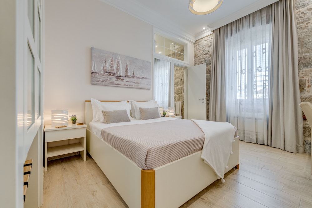 Hotel Victoria Luxury Rooms - Split Downtown
