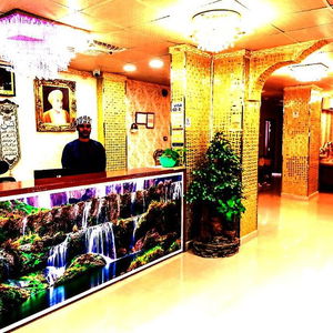 Hotel Capital O 141 Golden Rays Hotel cazare Ibra'