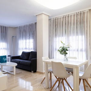 Hotel Apartahotel Los Girasoles cazare Zaragoza