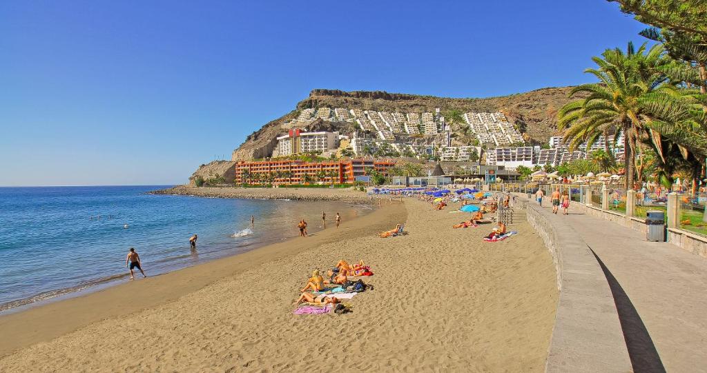 Cura Sol Aparthotel