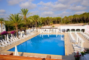 Hotel Cala Llenya Resort Ibiza cazare Santa Eularia des Riu