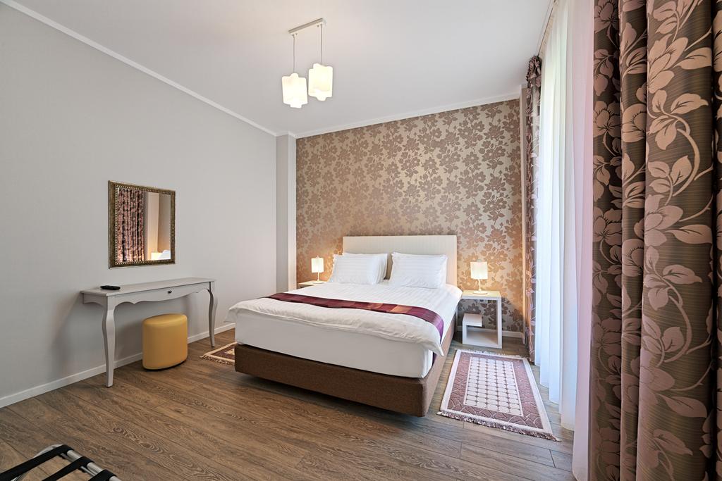 Tomis Garden Aparthotel