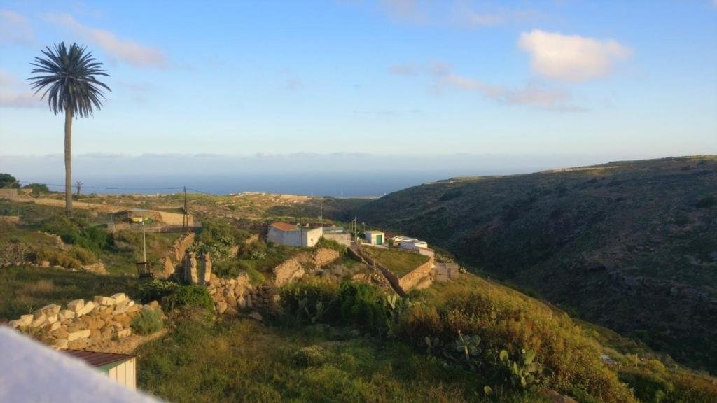 Apartament In Arico
