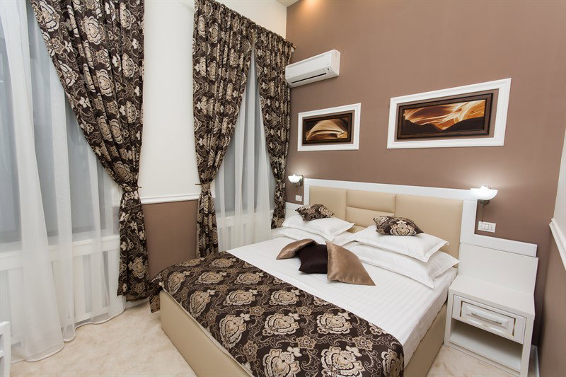 La Strada Boutique Villa