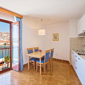Hotel Riva Apartments cazare Vrsar