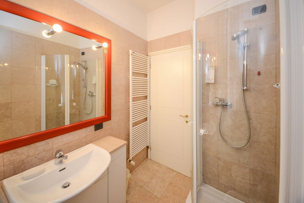 Like Romeo Suites