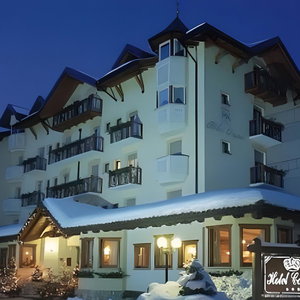 Hotel Corona Dolomites Hotel cazare Andalo