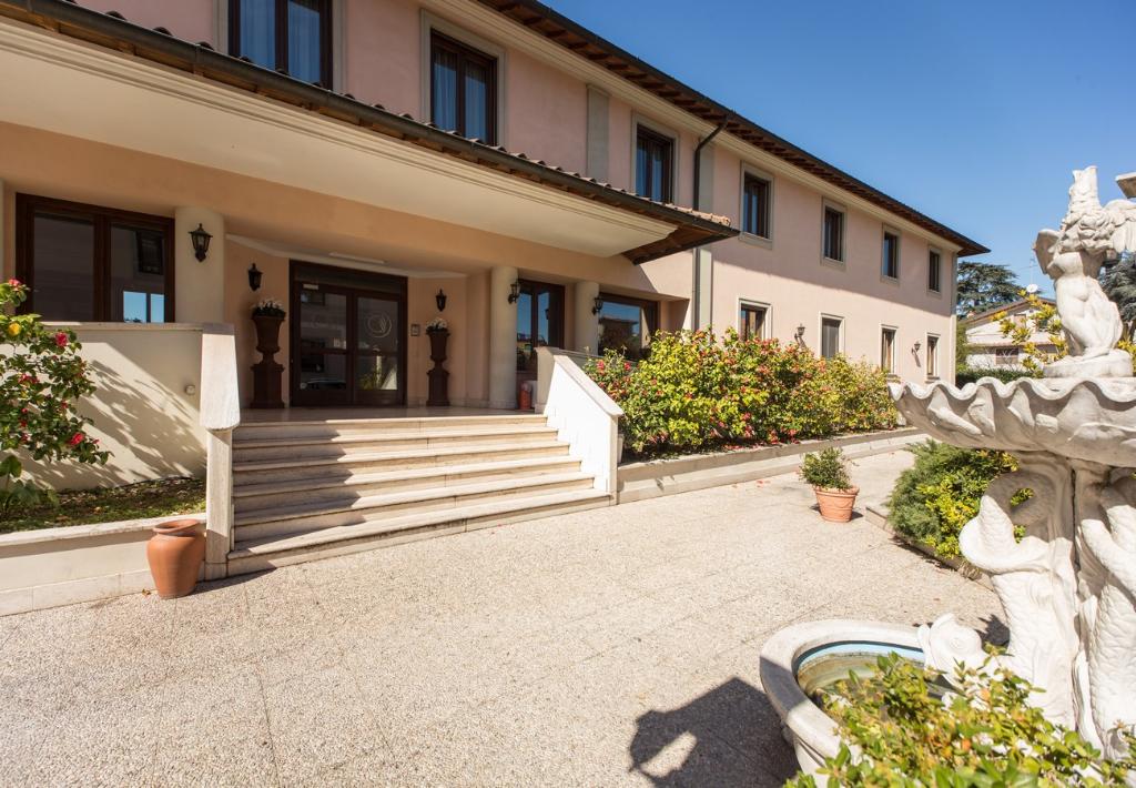 Hotel Hotel Alba Torre Maura