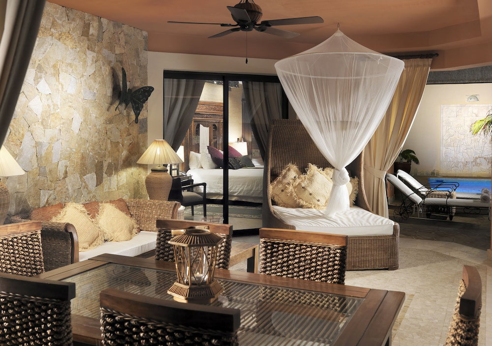 dal travel Royal Garden Villas