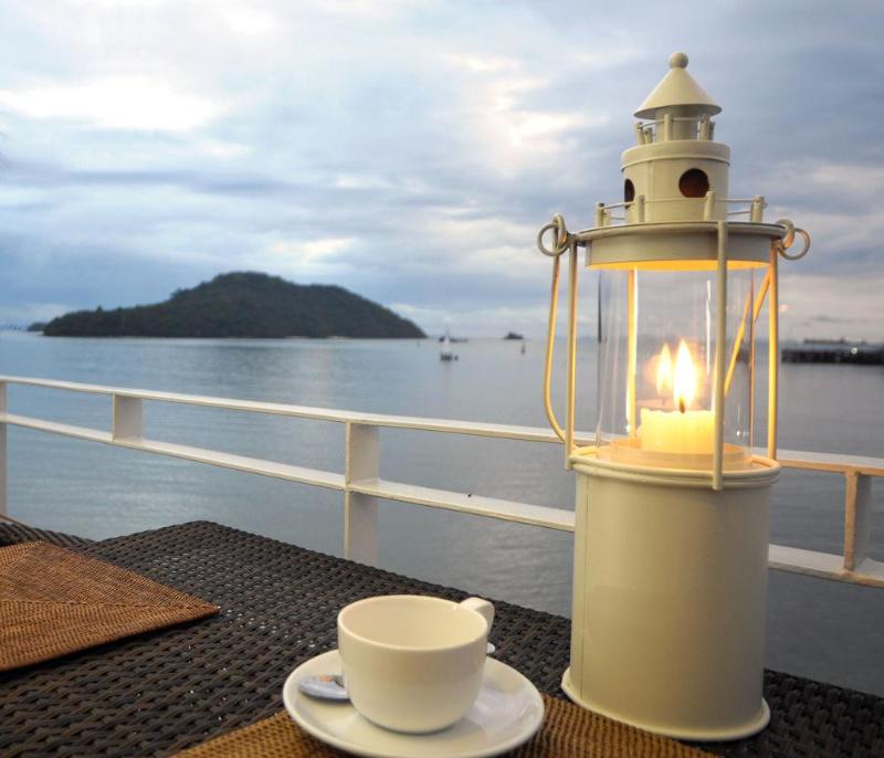 Hotel Phuket Boat Quay