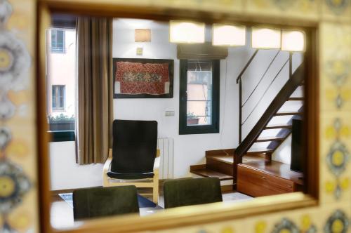 GALLIGANTS APARTMENT