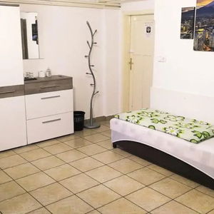 Hotel Hostel Maros cazare Gyor