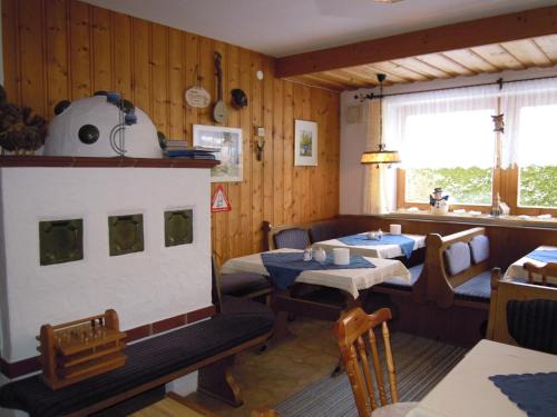 Hotel Pension Herzoggut